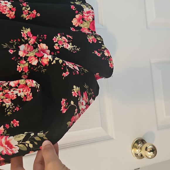 One Clothing floral jumper - Picture 4 of 8